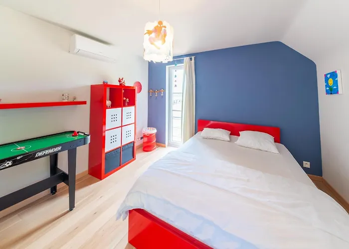 Spacious In Hébergement de vacances Durbuy