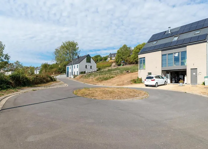 Spacious In Hébergement de vacances Durbuy